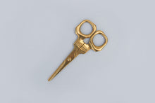 Load image into Gallery viewer, Heavy Duty Dead Sharp Skull Scissors for Embroidery Crafting